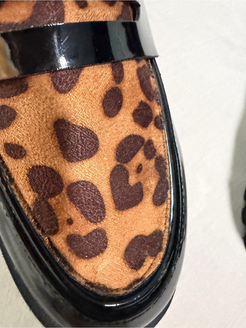 Jones New York Leopard Print Penny Loafers with Black Patent Trim, Size 9 - Picture 8 of 14